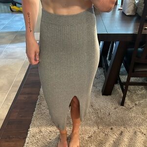 Gianni Bini sweater material skirt